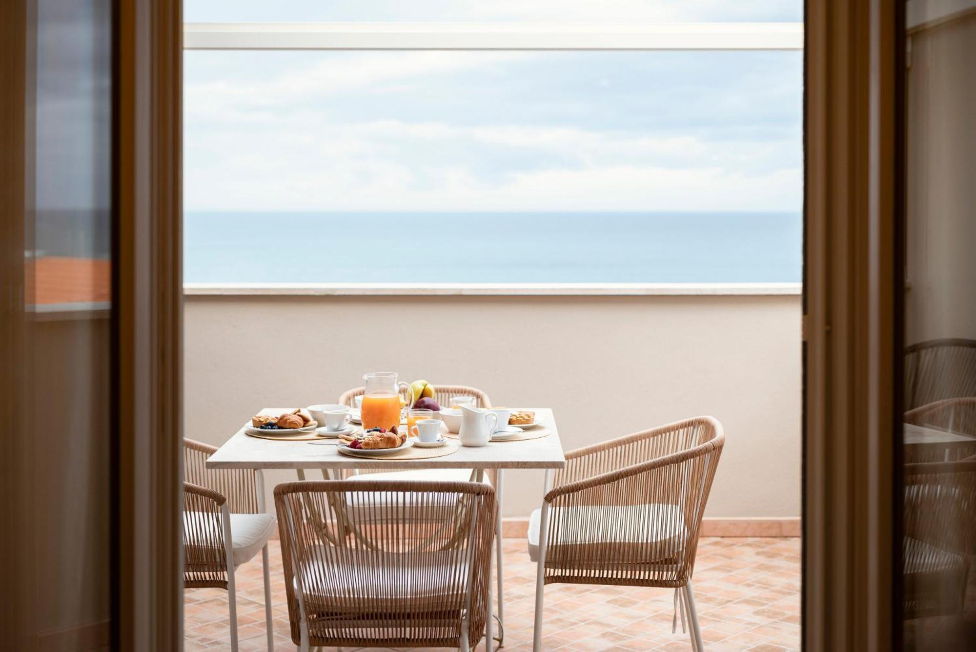 Zefiro Apartments 산빈첸초 외부 사진
