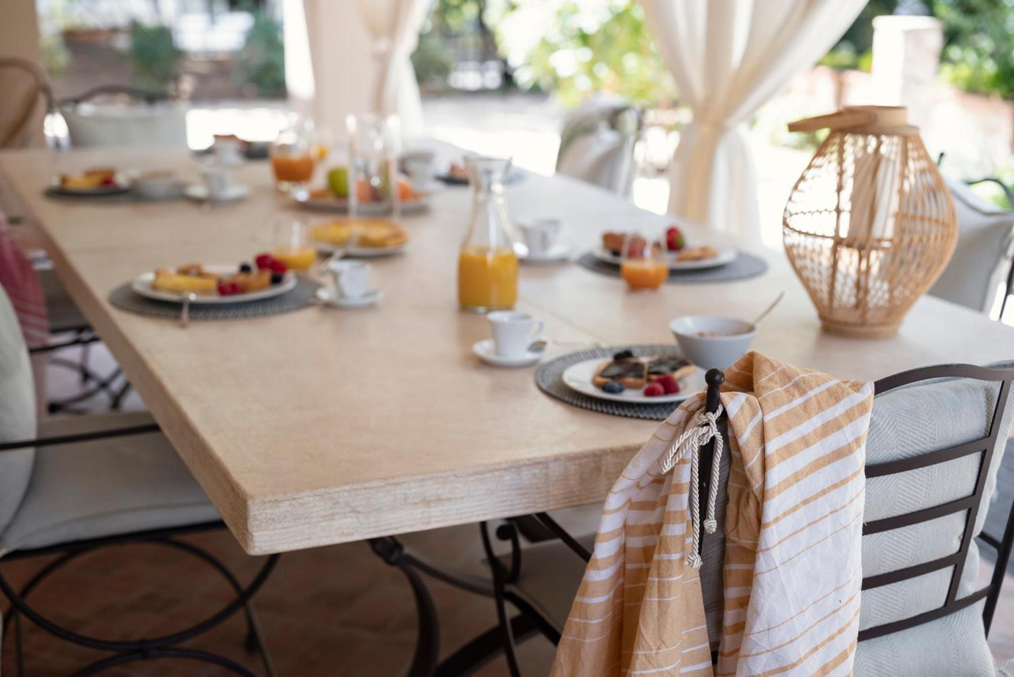 Zefiro Apartments 산빈첸초 외부 사진