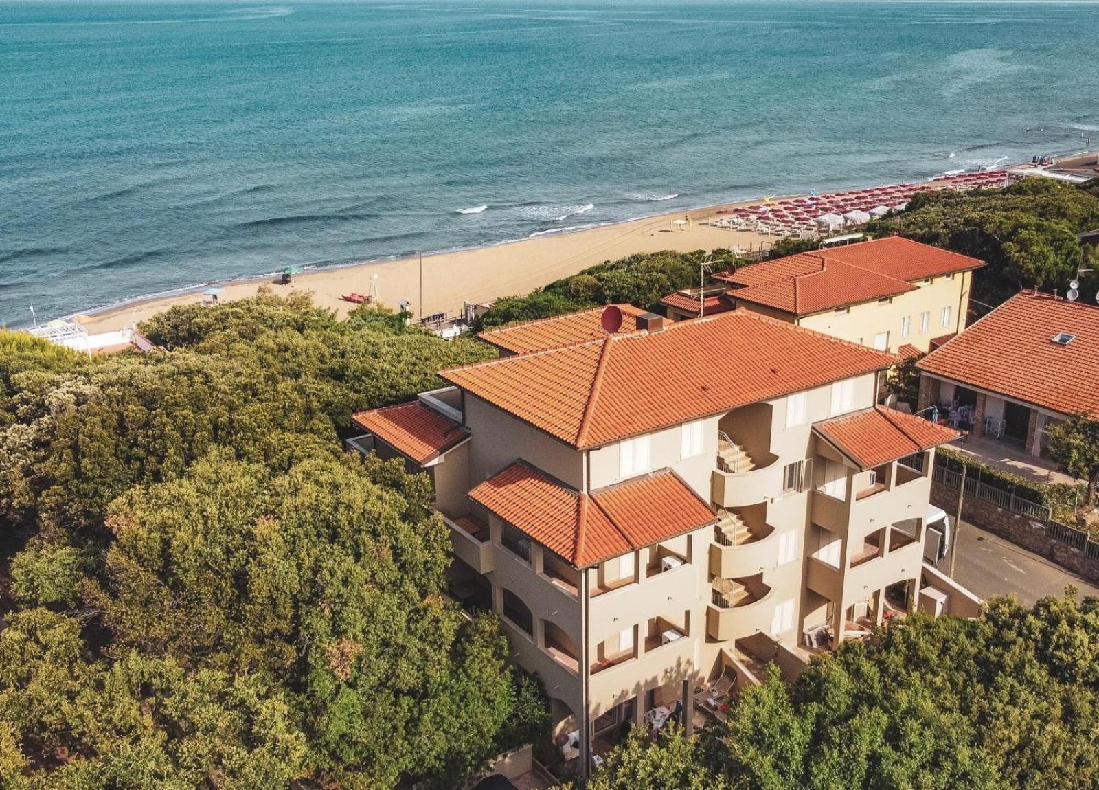Zefiro Apartments 산빈첸초 외부 사진